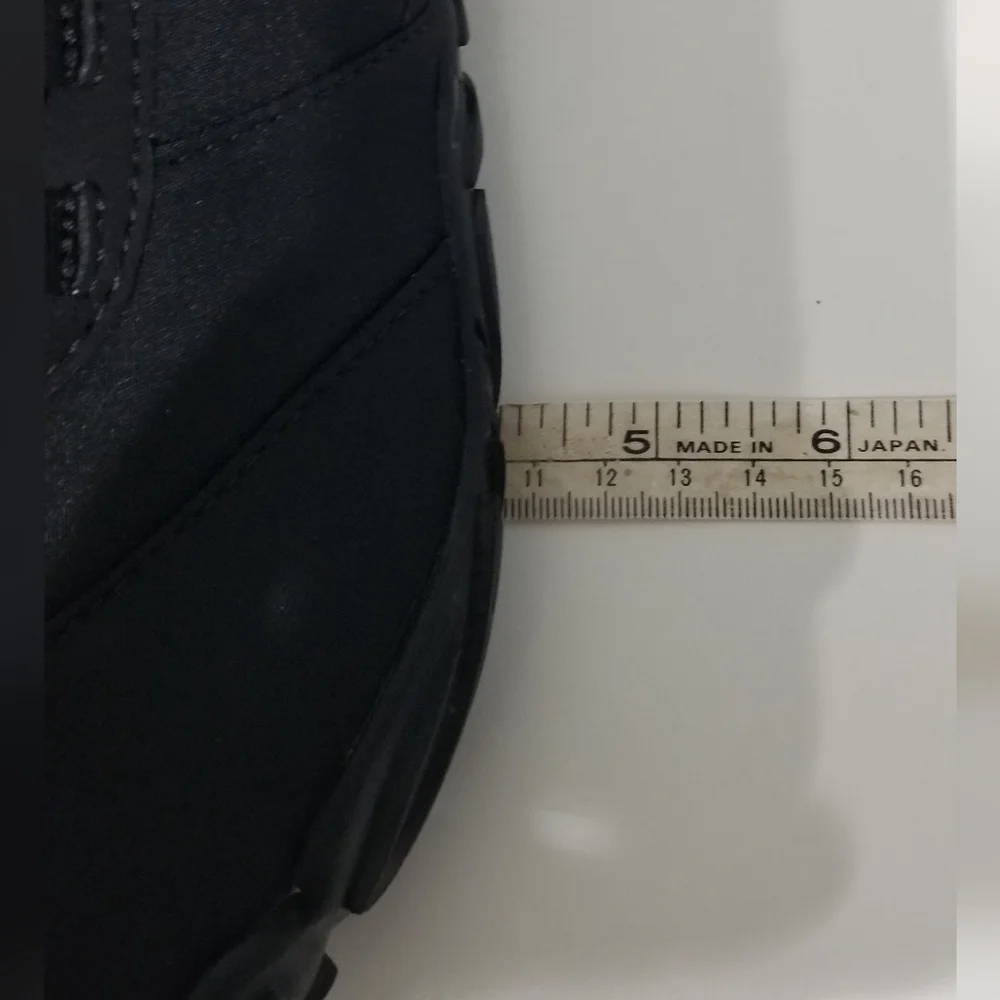 Hike Footwear these barefoot